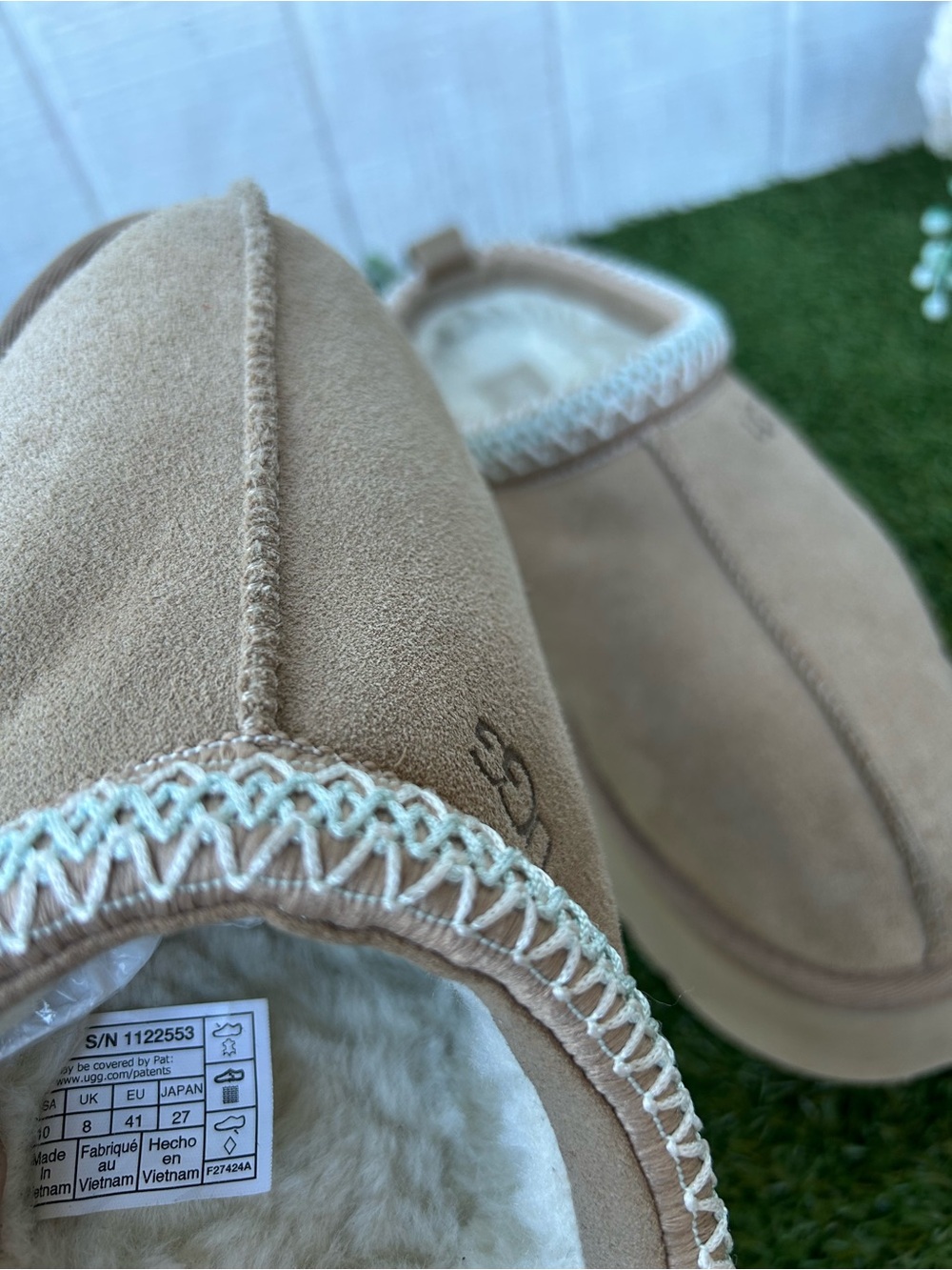 UGG Tazz women size 10
BestSeller/ gently used
Color :Sand - Picture 14 of 16